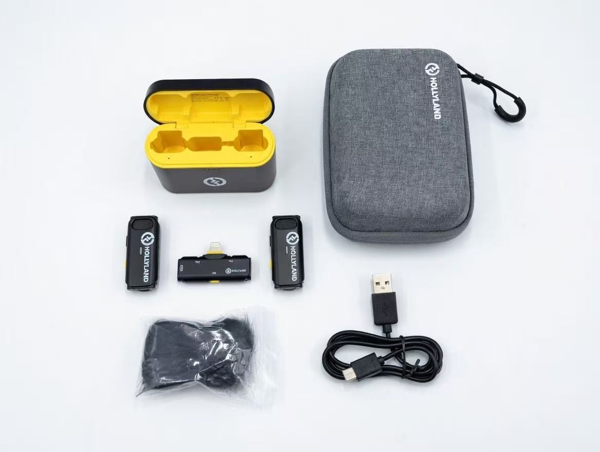 Hollyland Lark C1 Wireless Lavalier Microphone for iPhone Plug & Play MFi 656ft