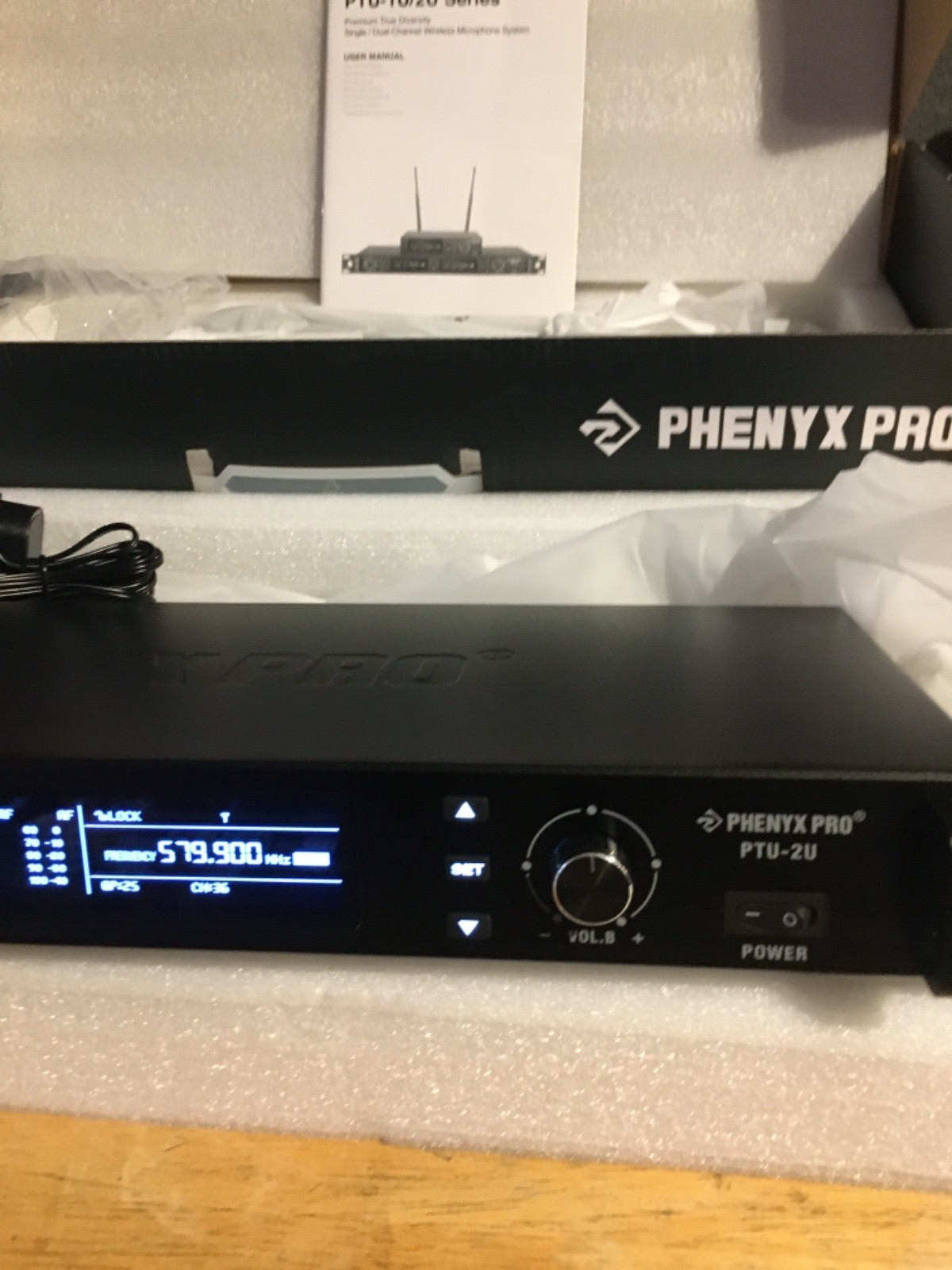 Phenyx Pro PTU-2U Wireless Stage Microphone System