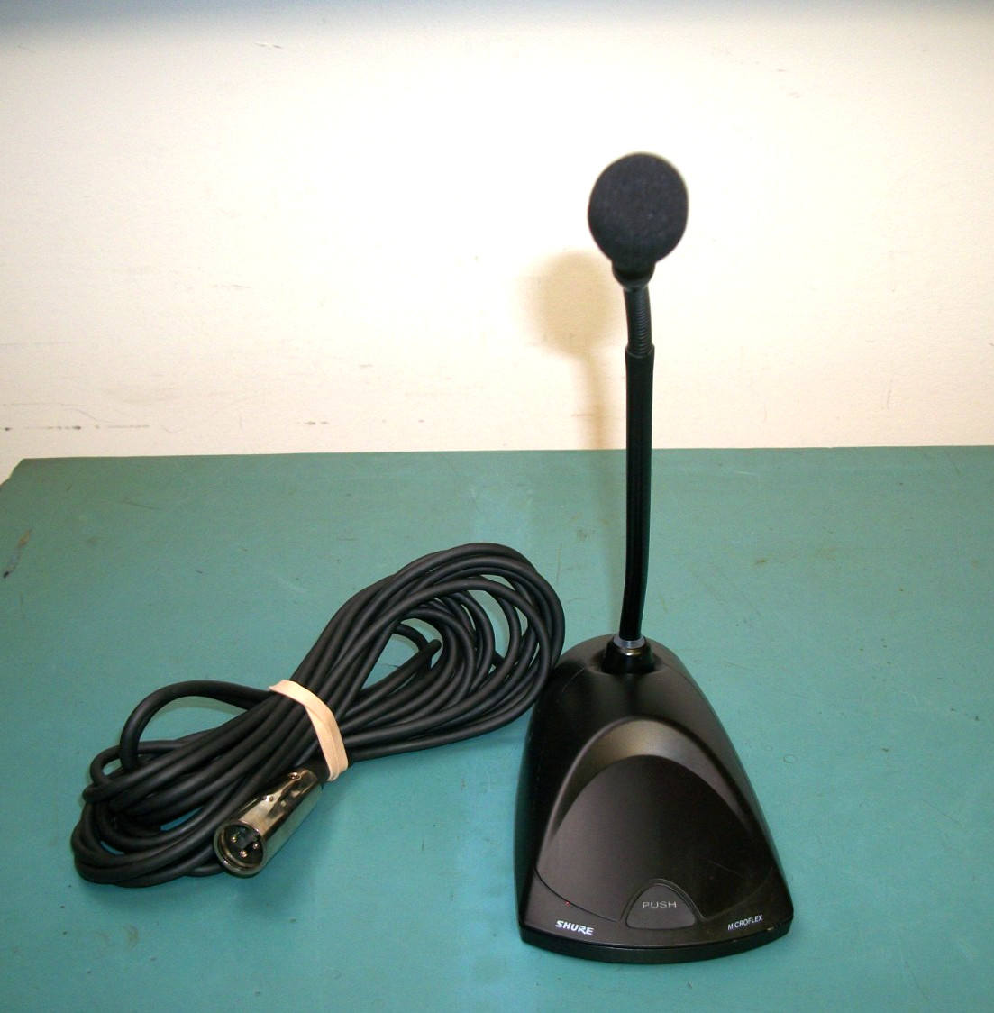 SHURE MX400DP MicroFlex Wired Desktop PreAmp Programmable Mute Switch Microphone