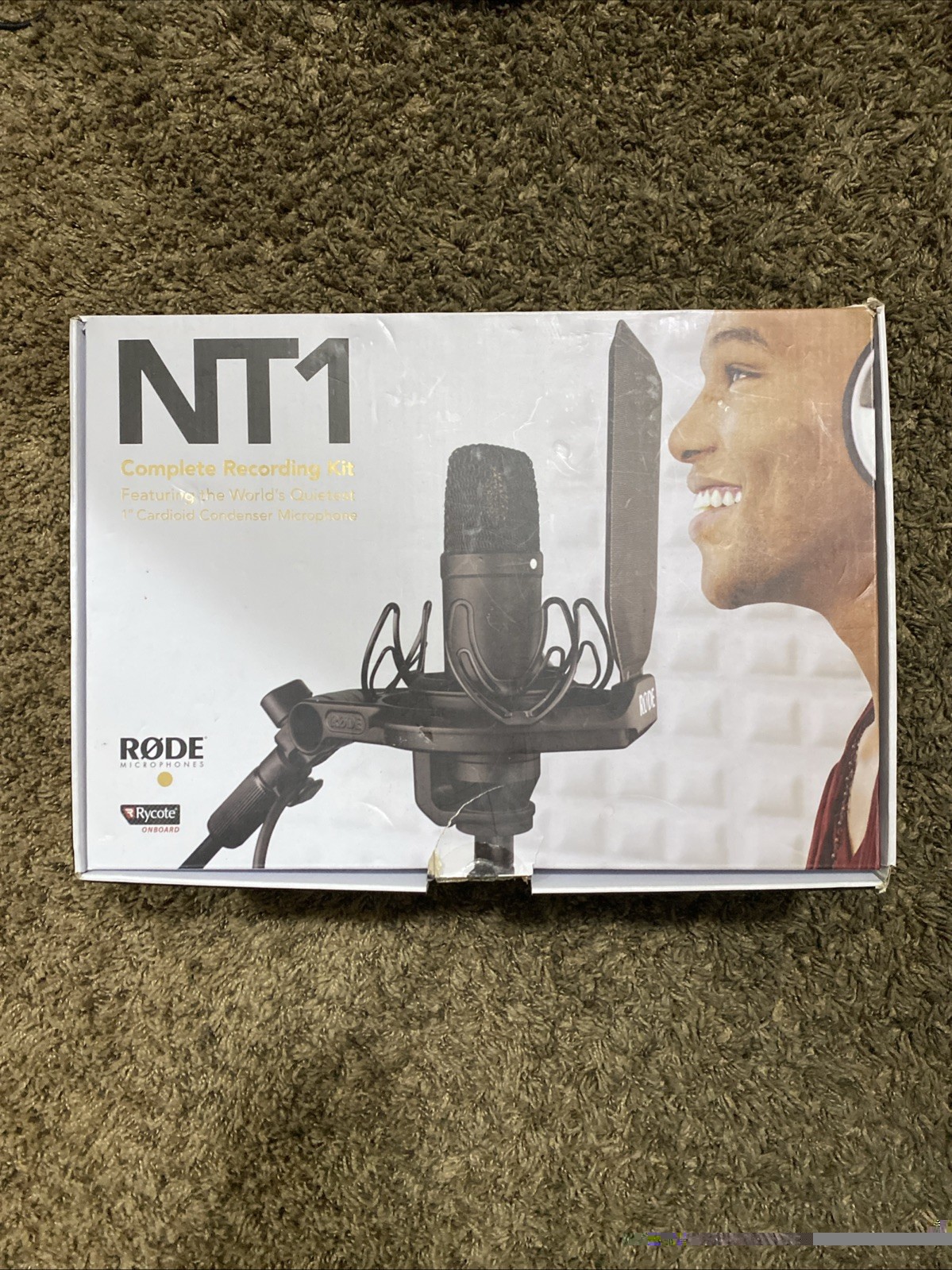 Rode NT1-KIT Cardioid Condenser Microphone (Open Box)