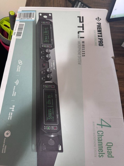 4-Ch UHF Fixed Frequency Wireless Microphone System PTU-5000-4H | 4 Dynamic Hand