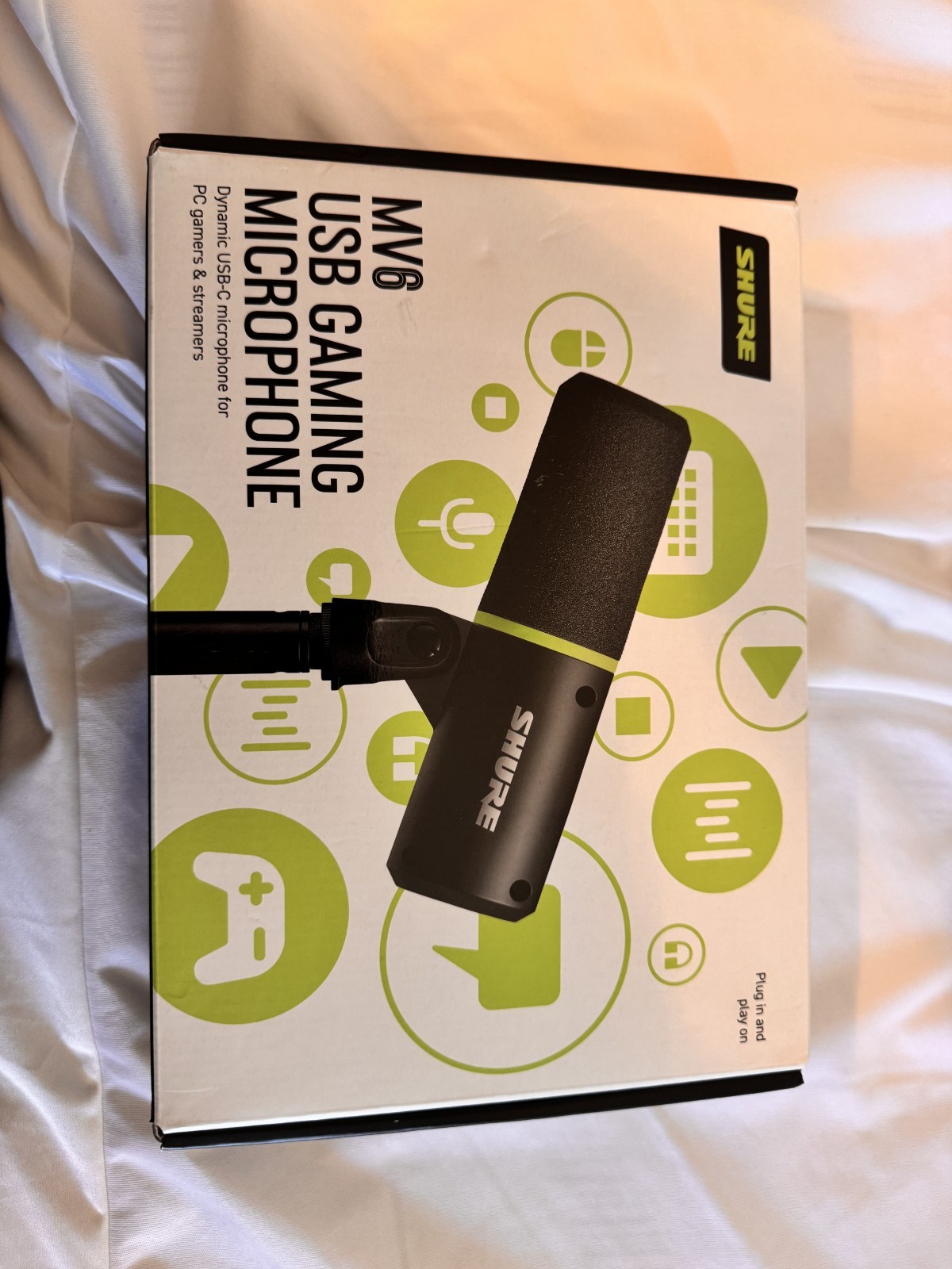 Shure MV6 Gaming Microphone, Dynamic USB PC Mic for Video Games & Streaming