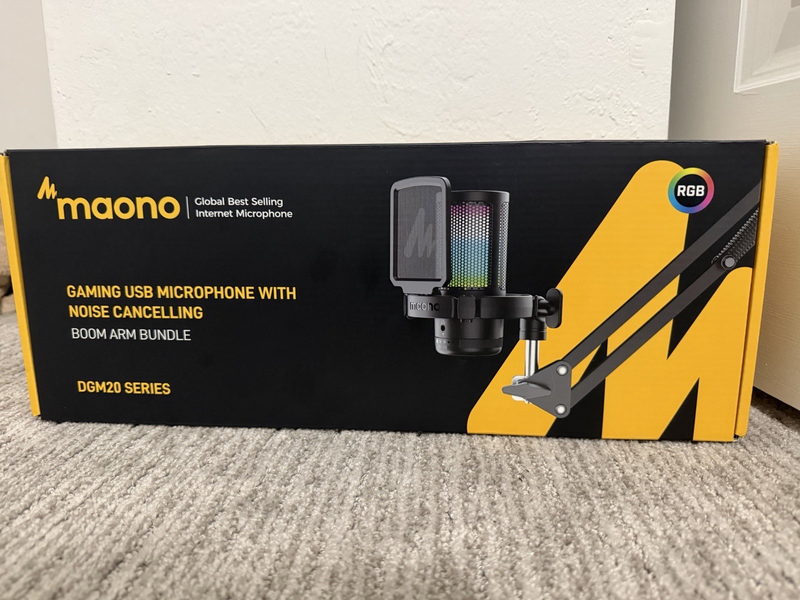 maono DGM20S USB/USB-C Cardioid Condenser RGB Mic Boom Arm Noise Cancel