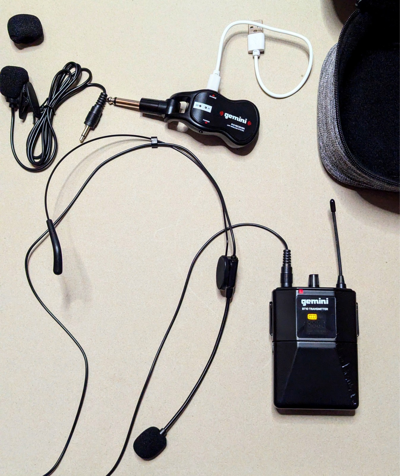 Gemini UHF Wireless Microphone System – Dual Lavalier & Headset Mics with Bodypa