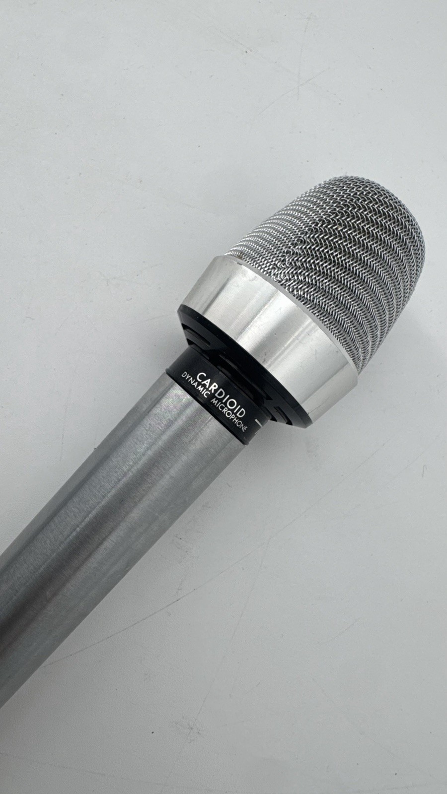 Vintage REALISTIC JAPAN SUPER CARDIOID DYNAMIC MICROPHONE 33-992B