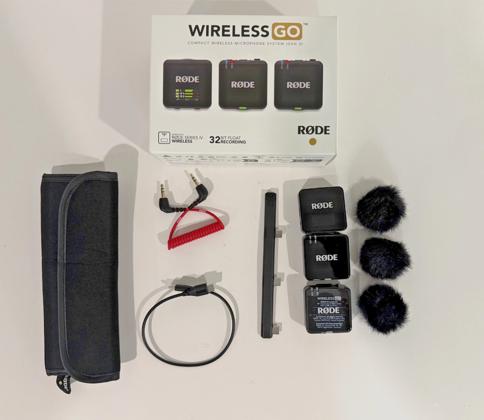 RØDE Wireless GO III (Gen 3) RODE 32-bit Float Mic Bundle with Carrying Case