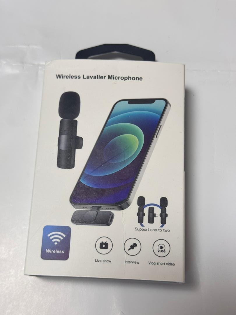 Wireless Microphone Mini Mic for iPhone/Android Phone, LED Display Lavalier Micr