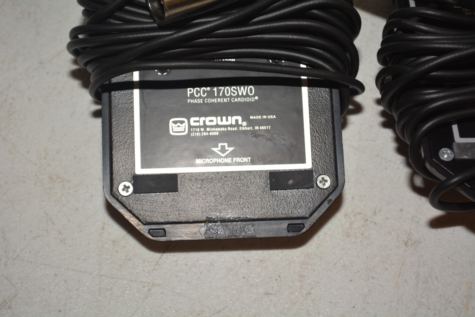 Lot 2x Crown PCC-170SWO Surface Mount Supercardioid Boundary Microphones #W4767