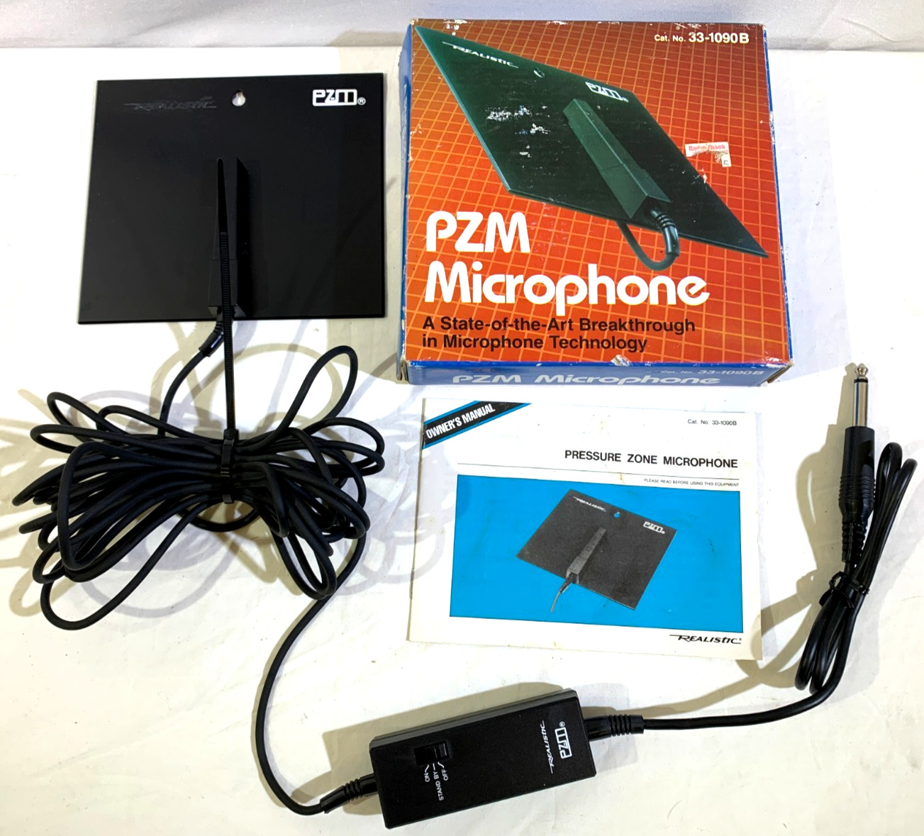 REALISTIC ~ PZM Boundary Microphone 3.5mm TRS Mountable Condenser Black Untested