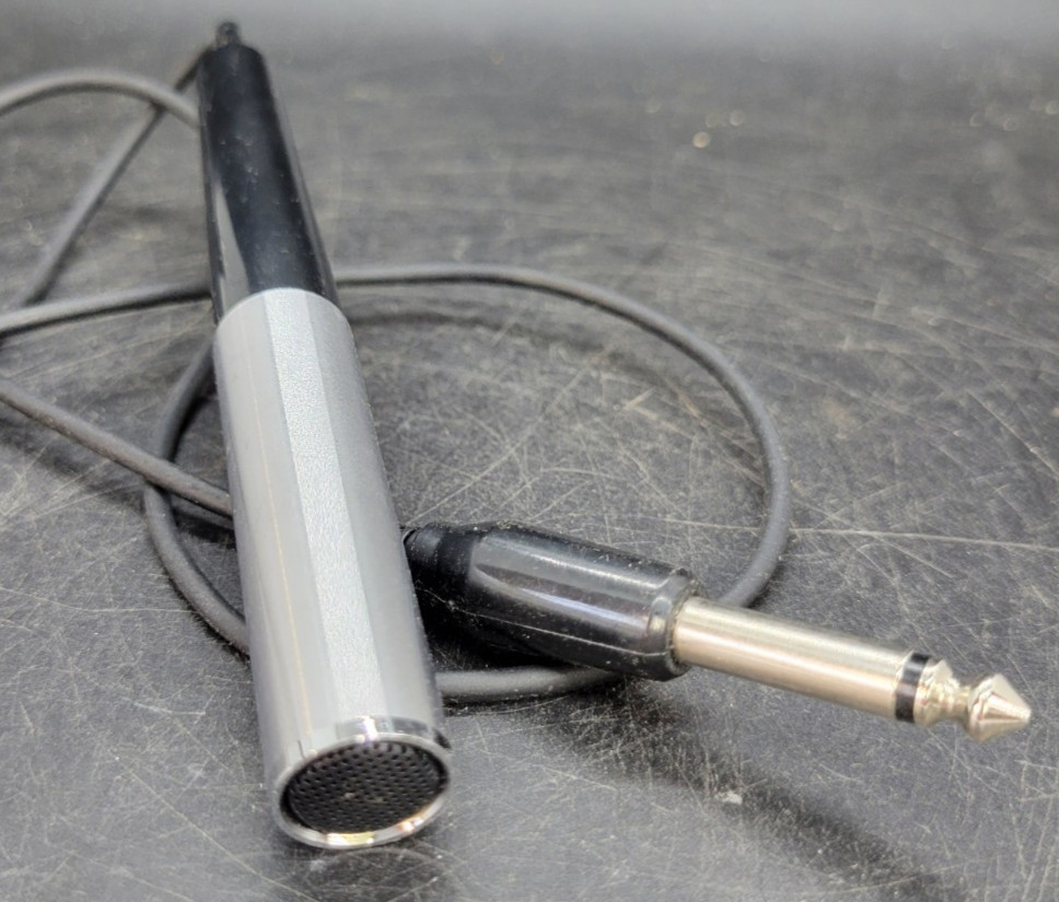 Vintage 1975 NOS Realistic MC-1000 Black Gray Hi-Fi Response Dynamic Microphone