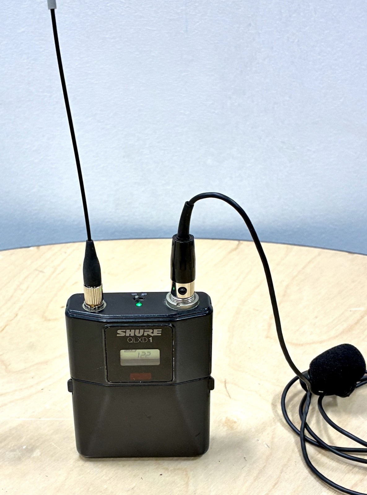 Shure QLXD1 H50 Wireless Bodypack Transmitter with WL185 Lavalier Mic.