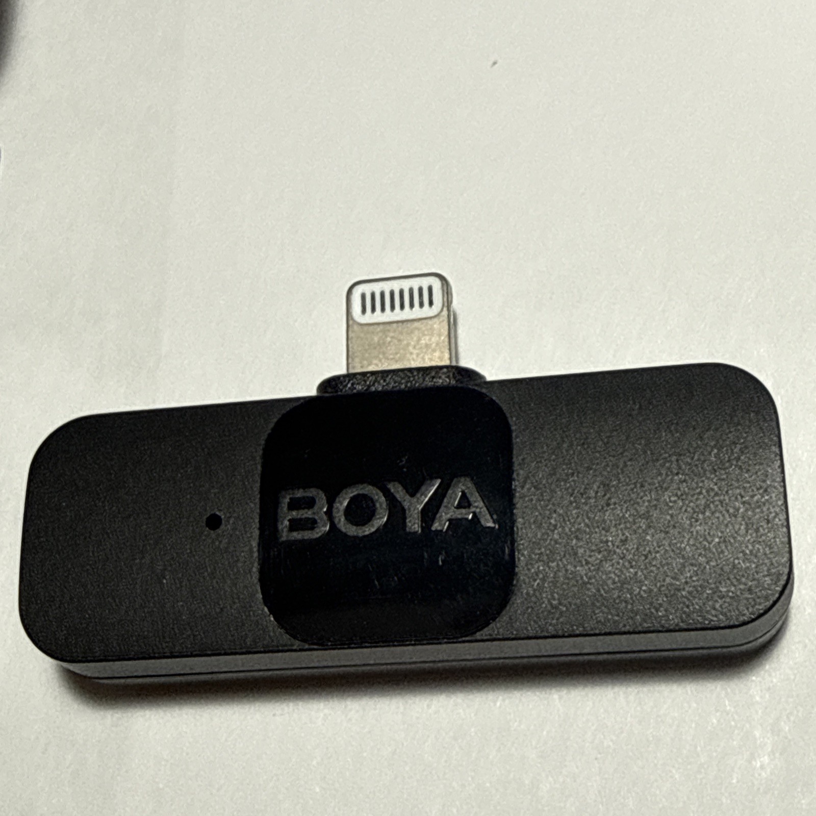 boya Ultracompact 2.4 GHz wireless microphone system